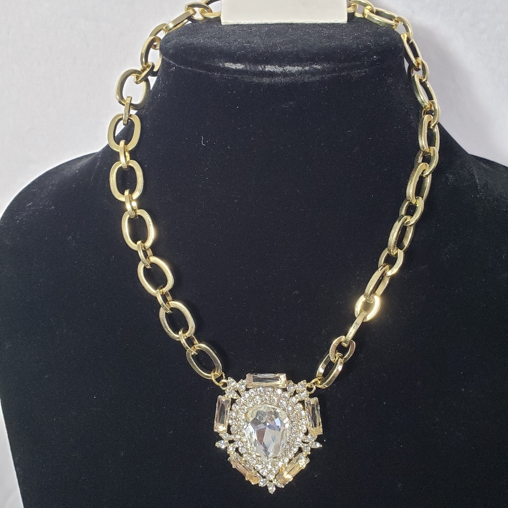 Ladies 20" Gold Necklace with Rhinestone Charm 2" wide. NWOT